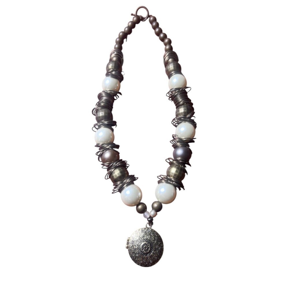 RARE Vintage Pearl Beaded Wired Locket Necklace Silver Tone Statement Retro HTF